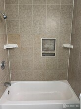 47 Holly St in Carteret, NJ - Building Photo - Building Photo