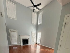 Room in House on Lakeview Rd in Grayson, GA - Building Photo - Building Photo