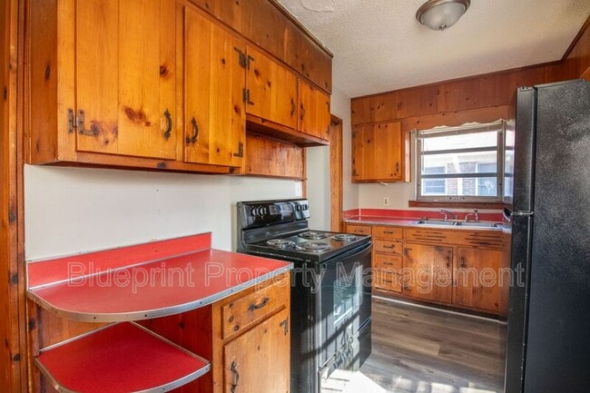 property at 416 Ridgewood Ave