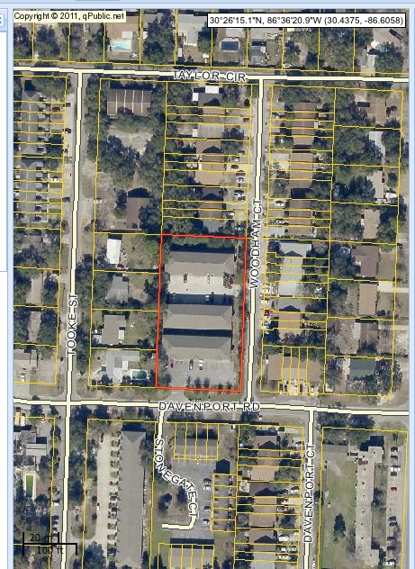 16 Woodham Ave in Fort Walton Beach, FL - Foto de edificio