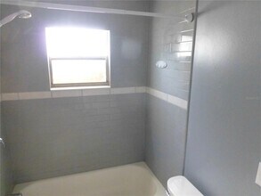 197 Highland Rd in Tarpon Springs, FL - Building Photo - Building Photo