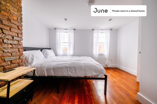 Room in Shared 3 bed/1 bath home in Brooklyn, NY - Building Photo - Building Photo