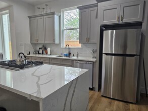 4217 Hare St in Houston, TX - Building Photo - Building Photo