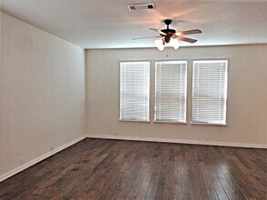 2923 Albares in Grand Prairie, TX - Building Photo - Building Photo