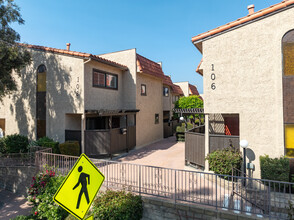 115 N Almansor St in Alhambra, CA - Building Photo - Building Photo