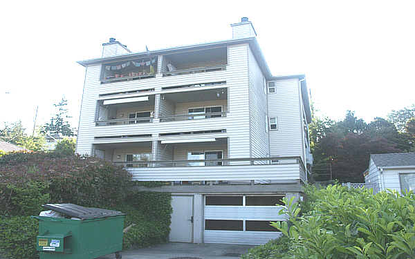 Sound Breeze Apartments in Seattle, WA - Foto de edificio - Building Photo