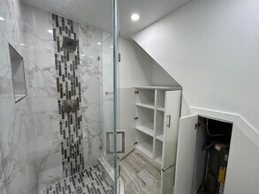 6208 SW 123rd Ave in Miami, FL - Building Photo - Building Photo