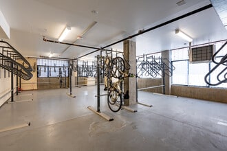 DXU in Seattle, WA - Foto de edificio - Interior Photo