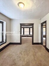 10911 Hathaway Ave in Cleveland, OH - Building Photo - Building Photo