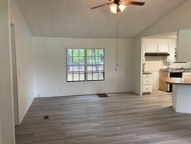 1749 N Lake Dr in Lexington, SC - Building Photo - Building Photo