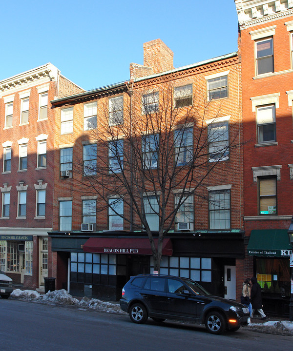 147-149 Charles St in Boston, MA - Building Photo