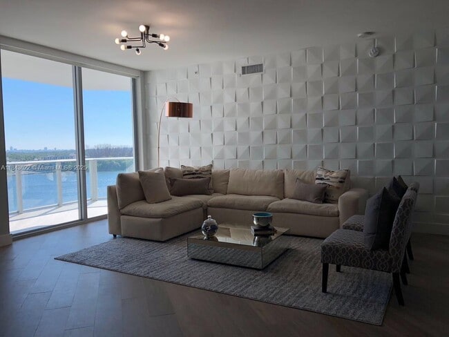 property at 17111 Biscayne Blvd