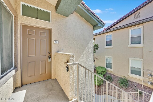 3480 Cactus Shadow St in Las Vegas, NV - Building Photo - Building Photo