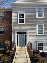 12276 Stevenson Ct in Woodbridge, VA - Building Photo