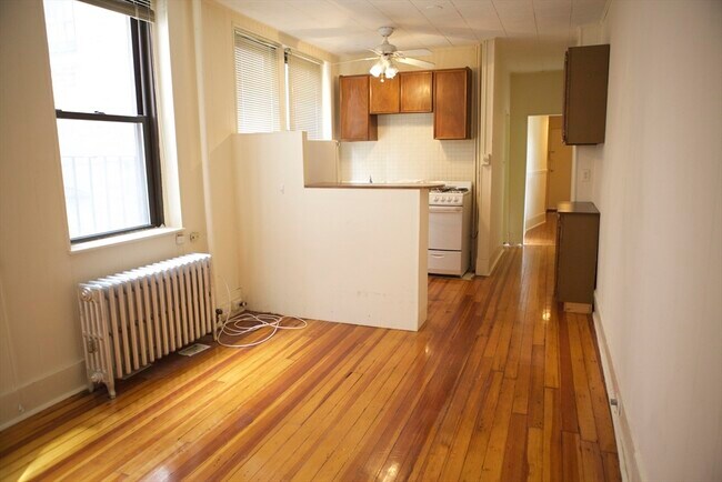 80 West Cedar St, Unit 2 in Boston, MA - Building Photo - Building Photo