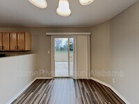 124 Lockport Dr photo'
