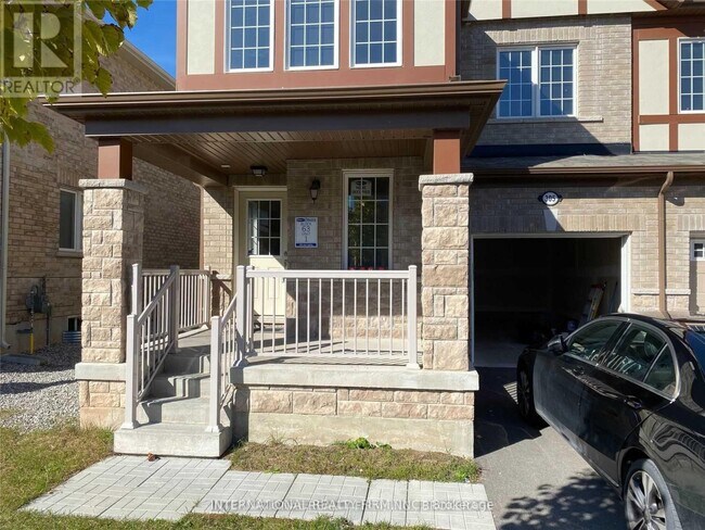 305 Jean Landing in Milton, ON - Building Photo - Building Photo