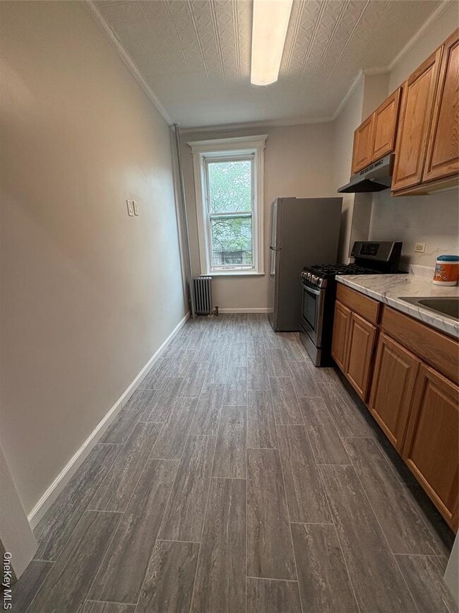 11-05 Cypress Ave in Queens, NY - Building Photo - Building Photo