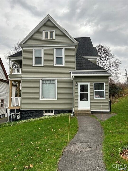 309 Hamilton St in Syracuse, NY - Building Photo