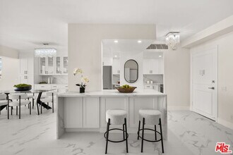 10450 Wilshire Blvd in Los Angeles, CA - Building Photo - Building Photo