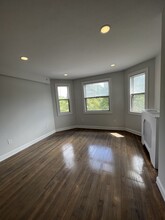 457 Centre St, Unit 208 in Newton, MA - Building Photo - Building Photo