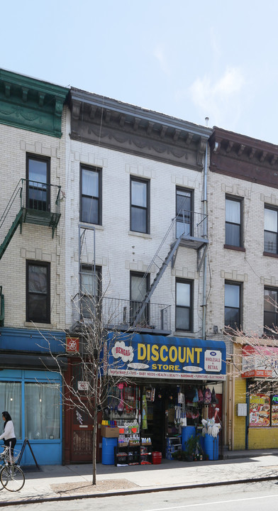 797 Franklin Ave in Brooklyn, NY - Building Photo