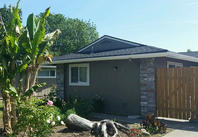 property at 314-316 SE 118th Ave