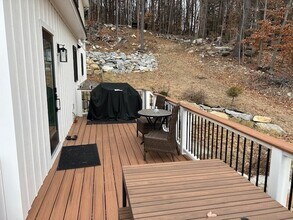 62 Old Hubbard Rd in Meredith, NH - Building Photo - Building Photo