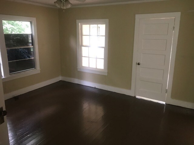 304 Morris Ave in Omaha, TX - Building Photo - Building Photo