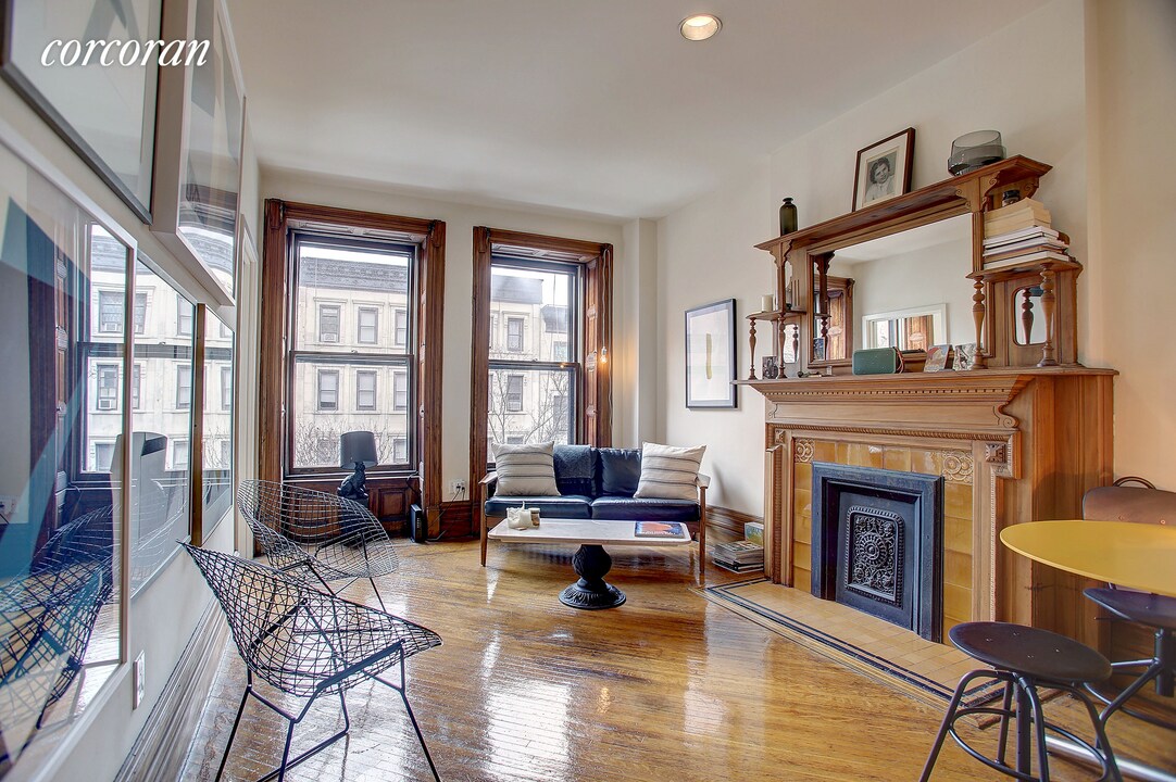 47 W 84th St-Unit -: 3S in New York, NY - Building Photo
