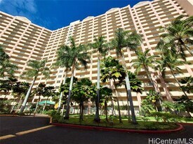 3075 Ala Poha Pl in Honolulu, HI - Building Photo