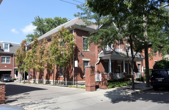 Casa di Citta Apartments in Columbus, OH - Foto de edificio - Building Photo