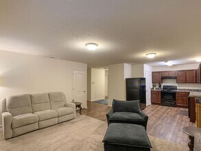 391 Ariel Dr in Kokomo, IN - Building Photo - Building Photo