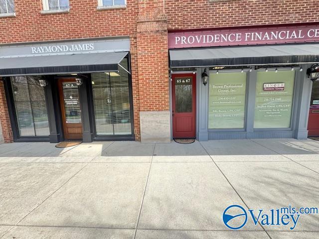 property at 67 Town Center Dr NW