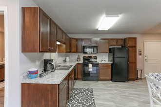 Dakota Apartments in Williston, ND - Building Photo - Interior Photo