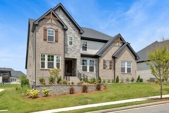 3339 Cherry Jack Ln in Thompson's Station, TN - Building Photo - Building Photo