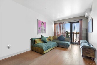 62-98 Woodhaven Blvd in New York, NY - Building Photo - Building Photo