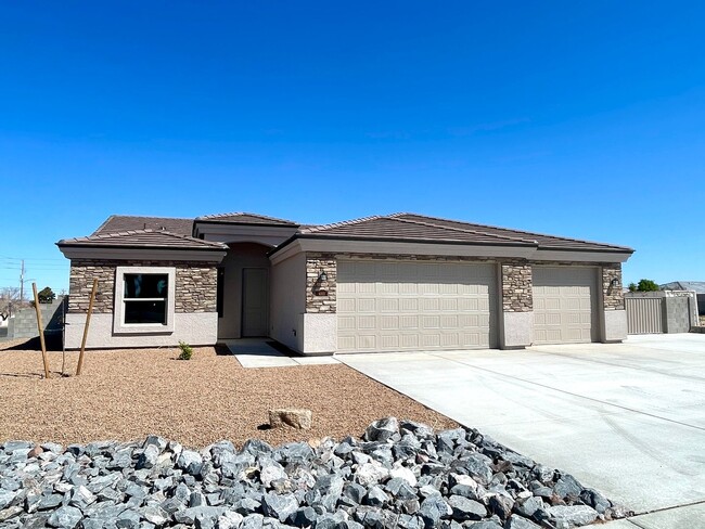 property at 4003 Roma Rd