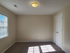 106 Regina Ln in Fredericksburg, VA - Building Photo - Building Photo