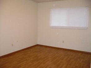 301 Louisiana St in Vallejo, CA - Foto de edificio - Building Photo