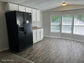 1133 Pickett Rd in Jacksonville, NC - Building Photo - Building Photo