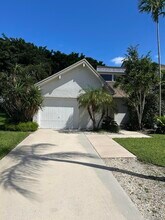 6668 Canary Palm Cir in Boca Raton, FL - Building Photo - Building Photo