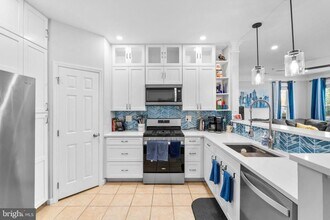 501 Sunset View Terrace SE in Leesburg, VA - Building Photo - Building Photo