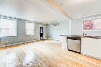 1403 Sarah St in Pittsburgh, PA - Building Photo - Building Photo