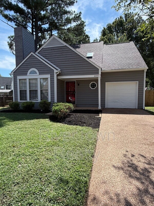 property at 4996 Woodberry Cove S