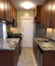 66 Queensberry St, Unit 317 in Boston, MA - Foto de edificio - Building Photo