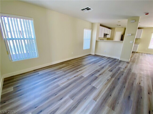 6158 Dutch Windmill Ave in Las Vegas, NV - Building Photo - Building Photo