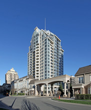 The Waldorf in Toronto, ON - Building Photo - Building Photo