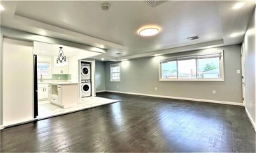 157-27 19th Ave in Queens, NY - Building Photo - Building Photo