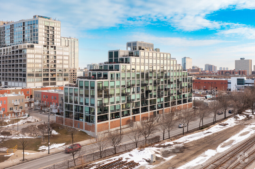 Burnham Station in Chicago, IL - Building Photo